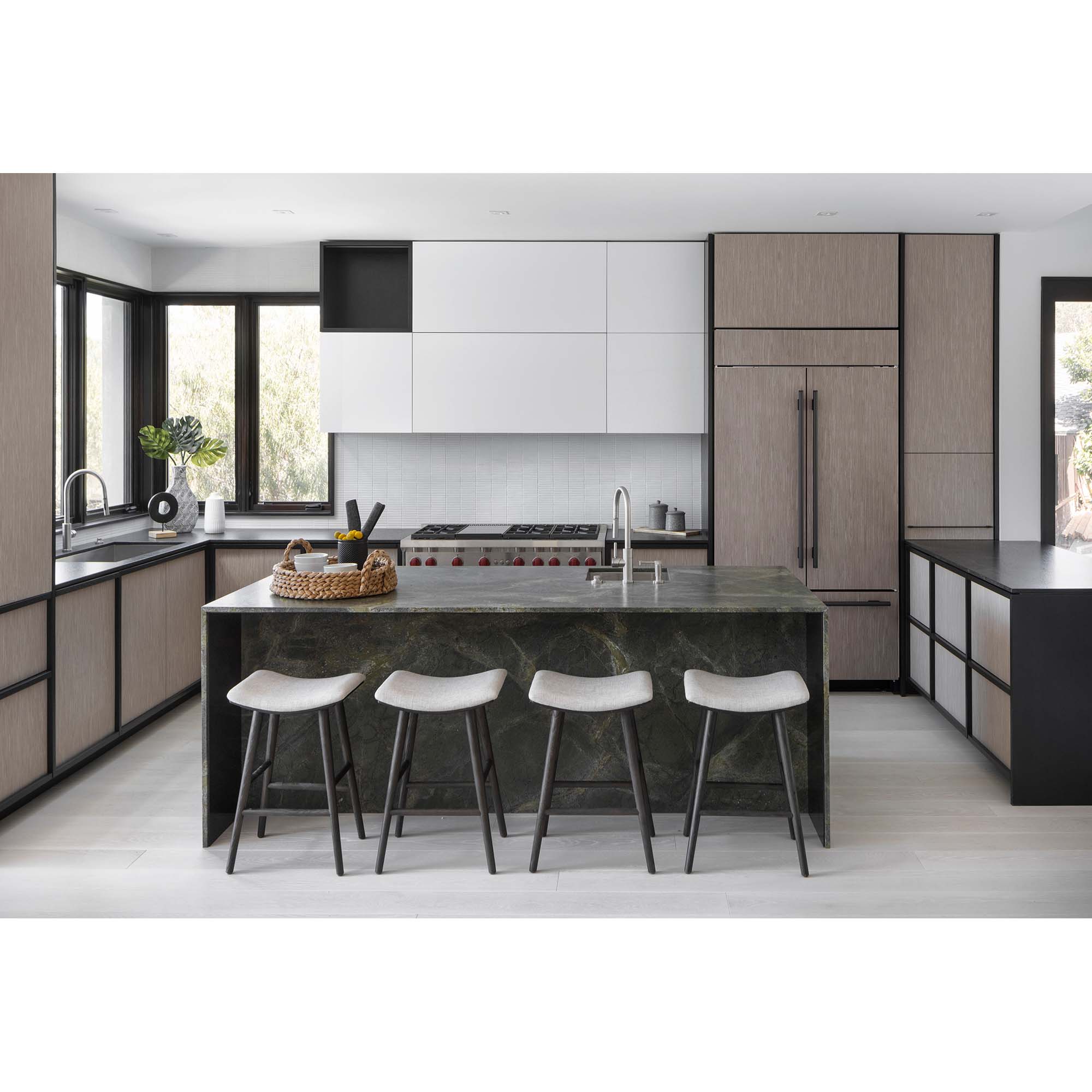 Wolf 48 in. 6.9 cu. ft. Standard Convection Double Oven Gas Range with 6 Sealed Burners & Griddle - Stainless Steel, , hires