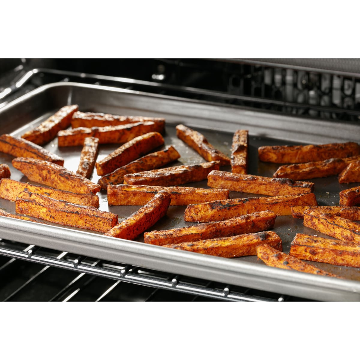 Cafe 30 in. 5.6 cu. ft. Smart Air Fry True European Convection Slide-In Gas Range with 6 Sealed Burners & Griddle - Matte White, Matte White, hires