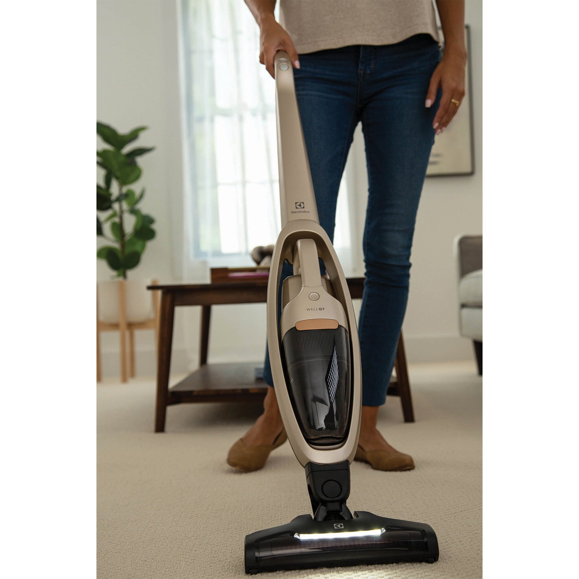 Electrolux WellQ7 Cordless Light-Weight 2-in-1 Handheld/Stick Vacuum with 3 Additional Tools, , hires