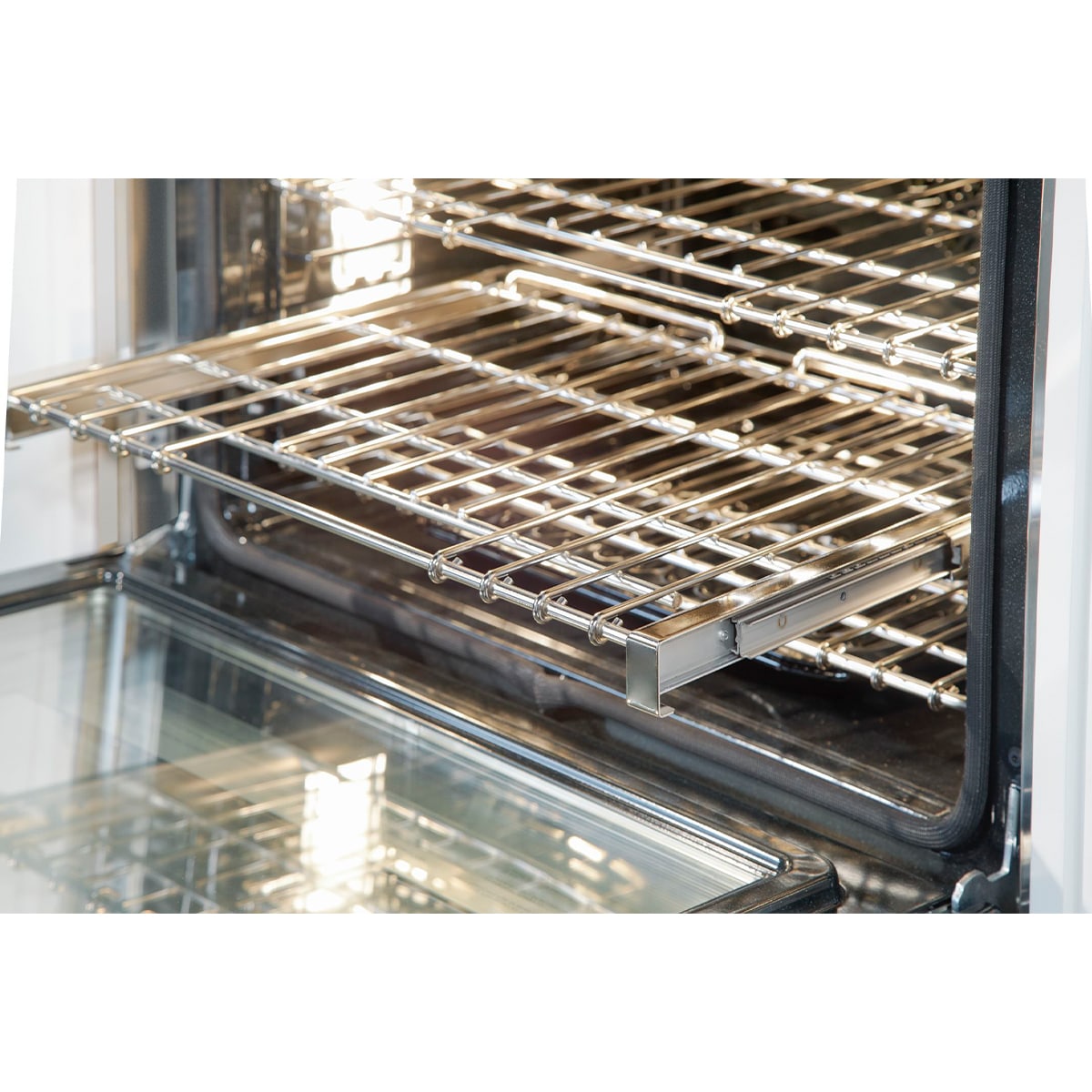 Thermador Professional Series 30 in. 4.5 cu. ft. Smart Electric Single Wall Oven with True European Convection - Stainless Steel, , hires