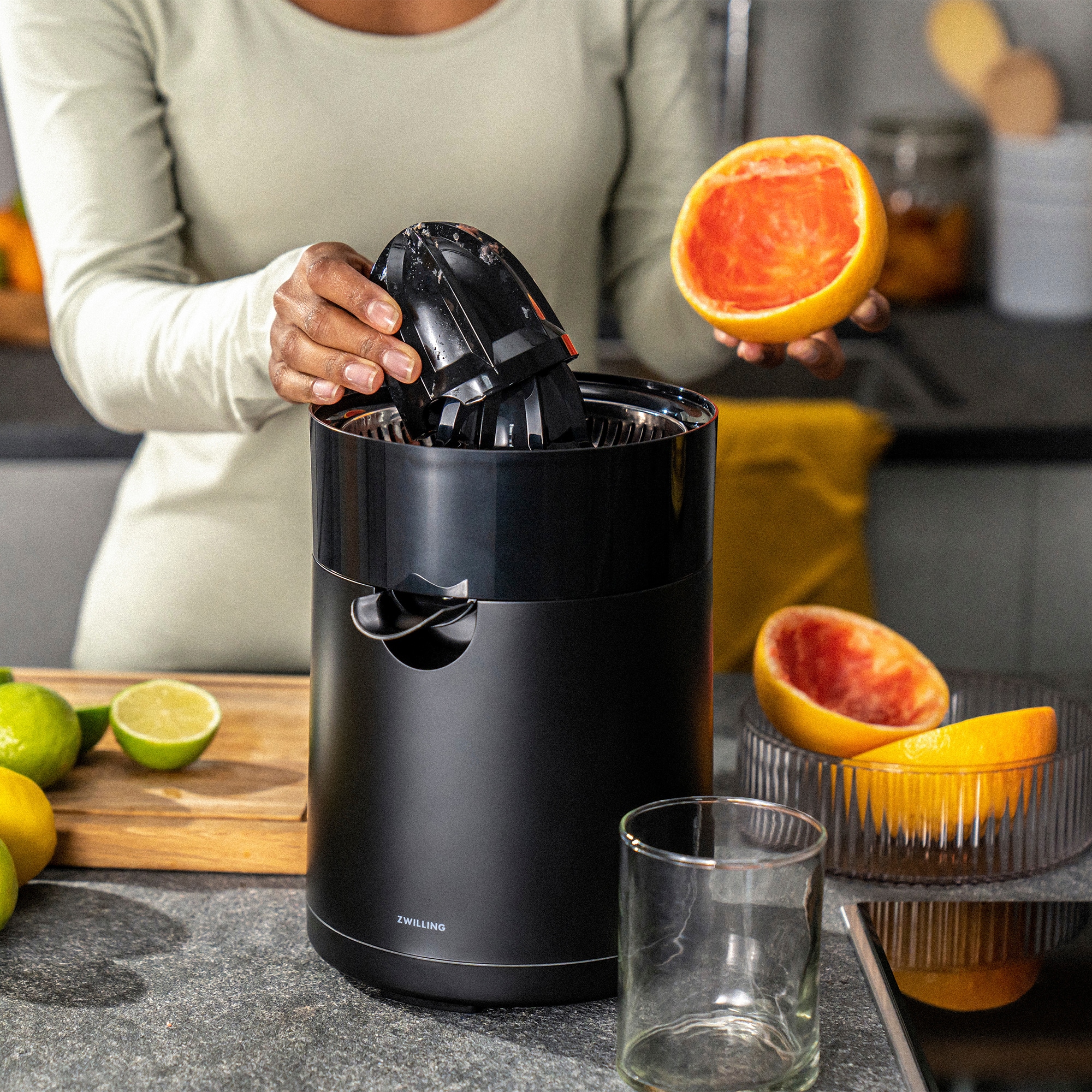 Zwilling Enfinigy Citrus Juicer - Black, , hires