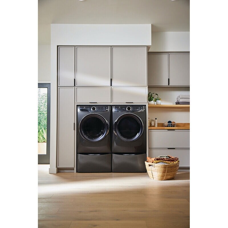 Electrolux 600 Series 27 in. 8.0 cu. ft. Stackable Gas Dryer with LuxCare Dry, Instant Refresh, Perfect Steam & Sanitize Cycle - Titanium, Titanium, hires