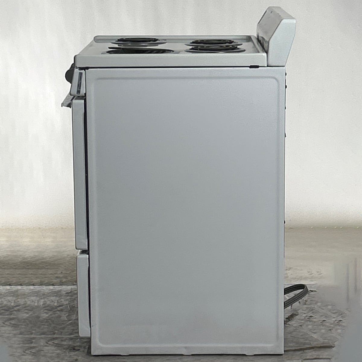 Premier 30 in. 3.9 cu. ft. Electric Range with Coil Burners - White (Open Box Good Condition), , hires