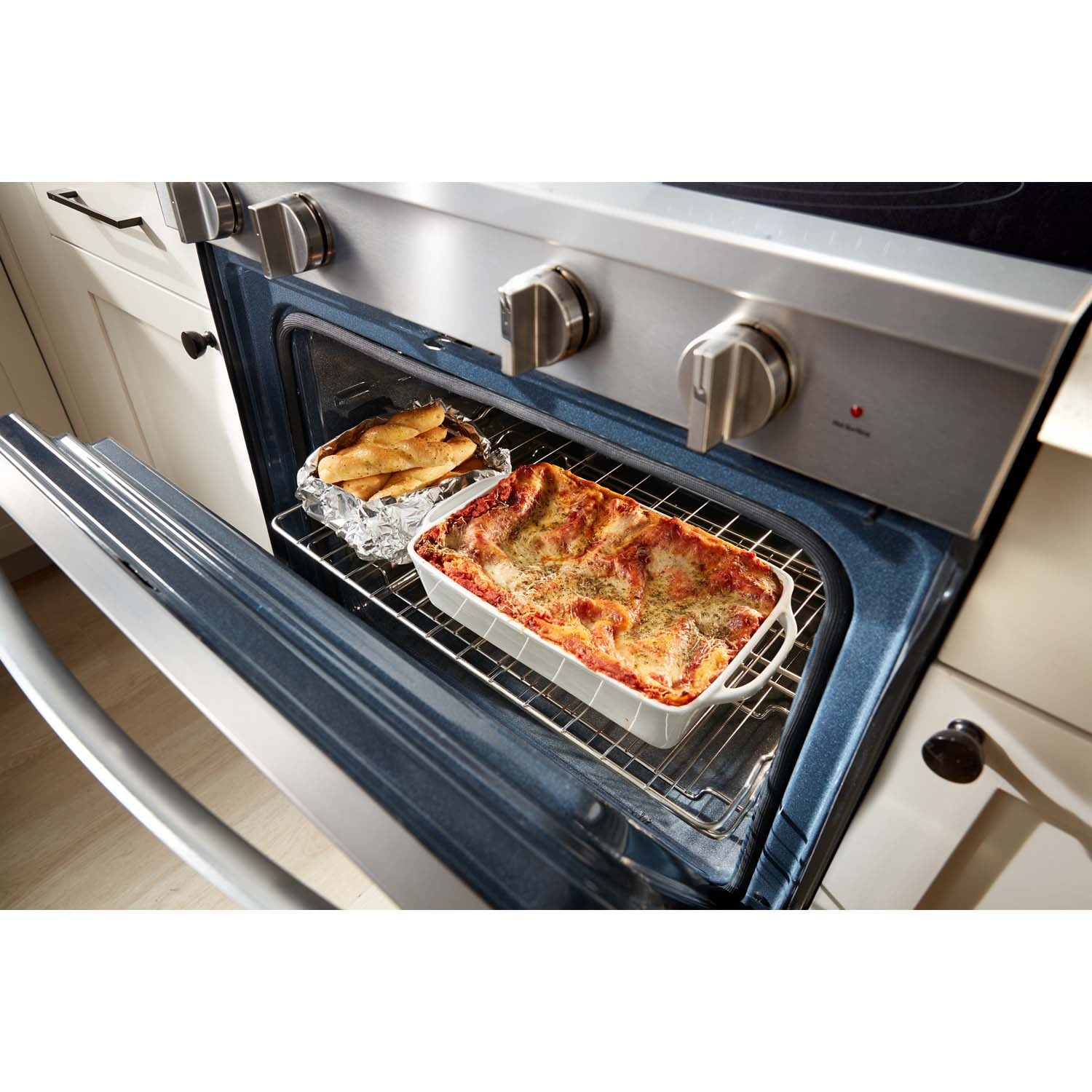 Whirlpool 30 in. 5.3 cu. ft. Smart Air Fry True European Convection Electric Range with Radiant Burners - Fingerprint Resistant Stainless, Fingerprint Resistant Stainless, hires