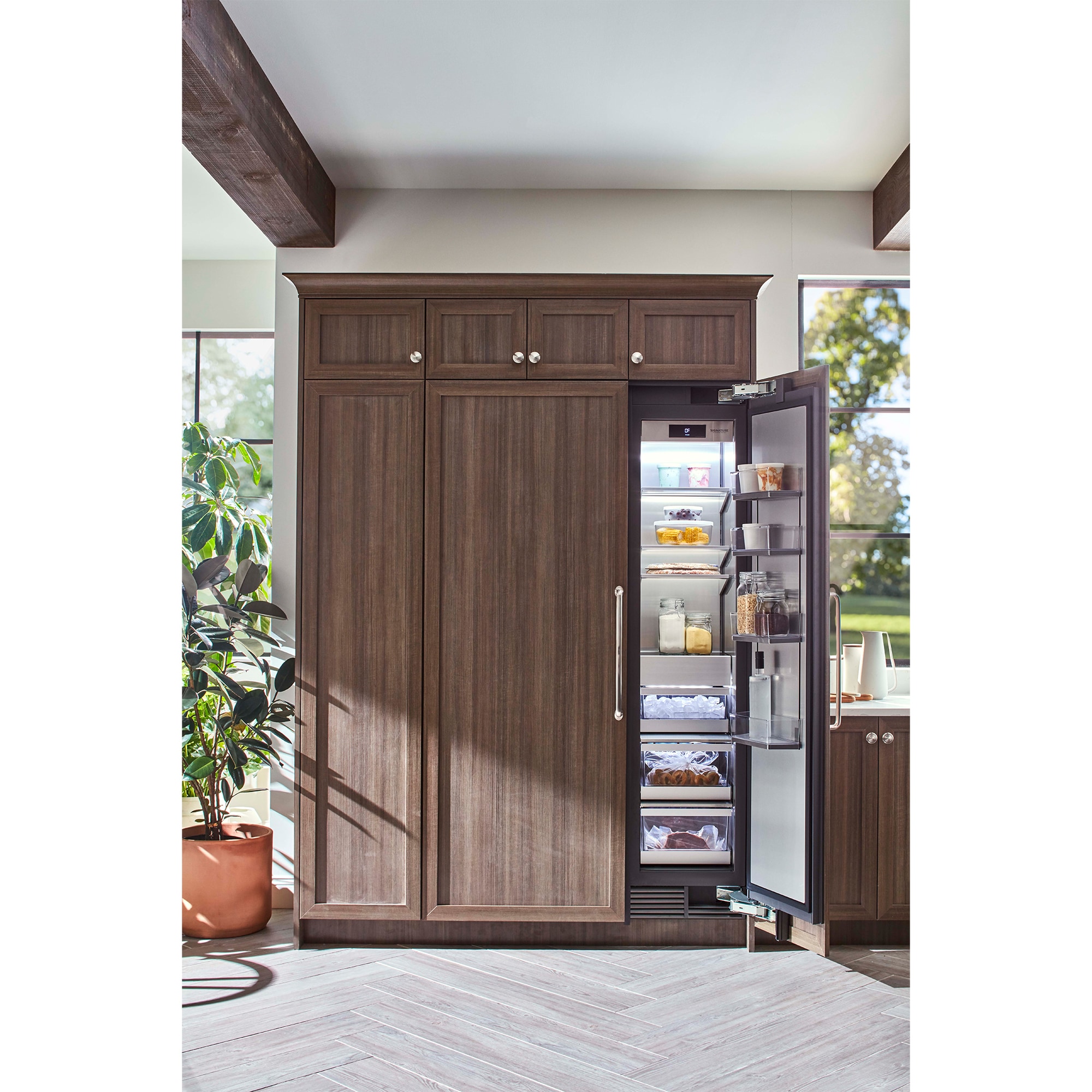Signature Kitchen Suite 18 in. 9.6 cu. ft. Built-in Smart Triple-Drawers Upright Freezer with Ice-Maker & Adjustable Shelves - Custom Panel Ready, , hires