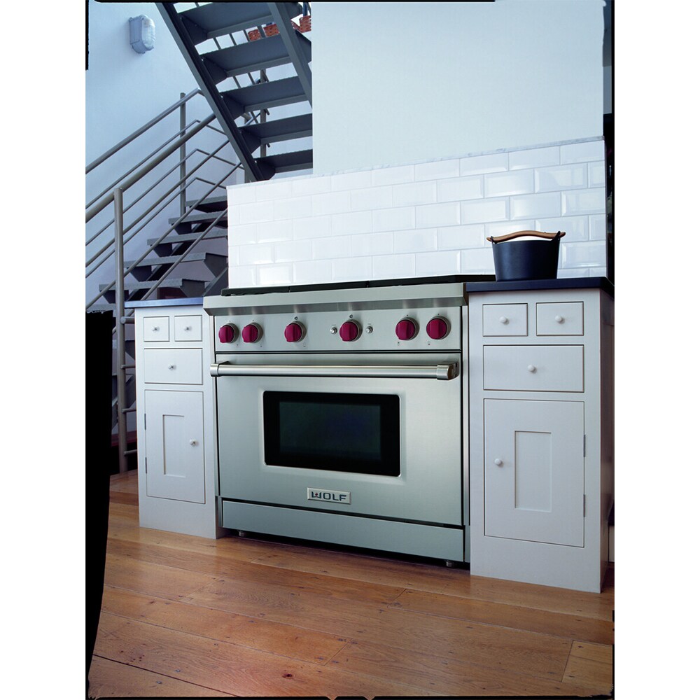 Wolf 36 in. 5.5 cu. ft. Standard Convection Gas Range with 4 Sealed Burners & Griddle - Stainless Steel, , hires