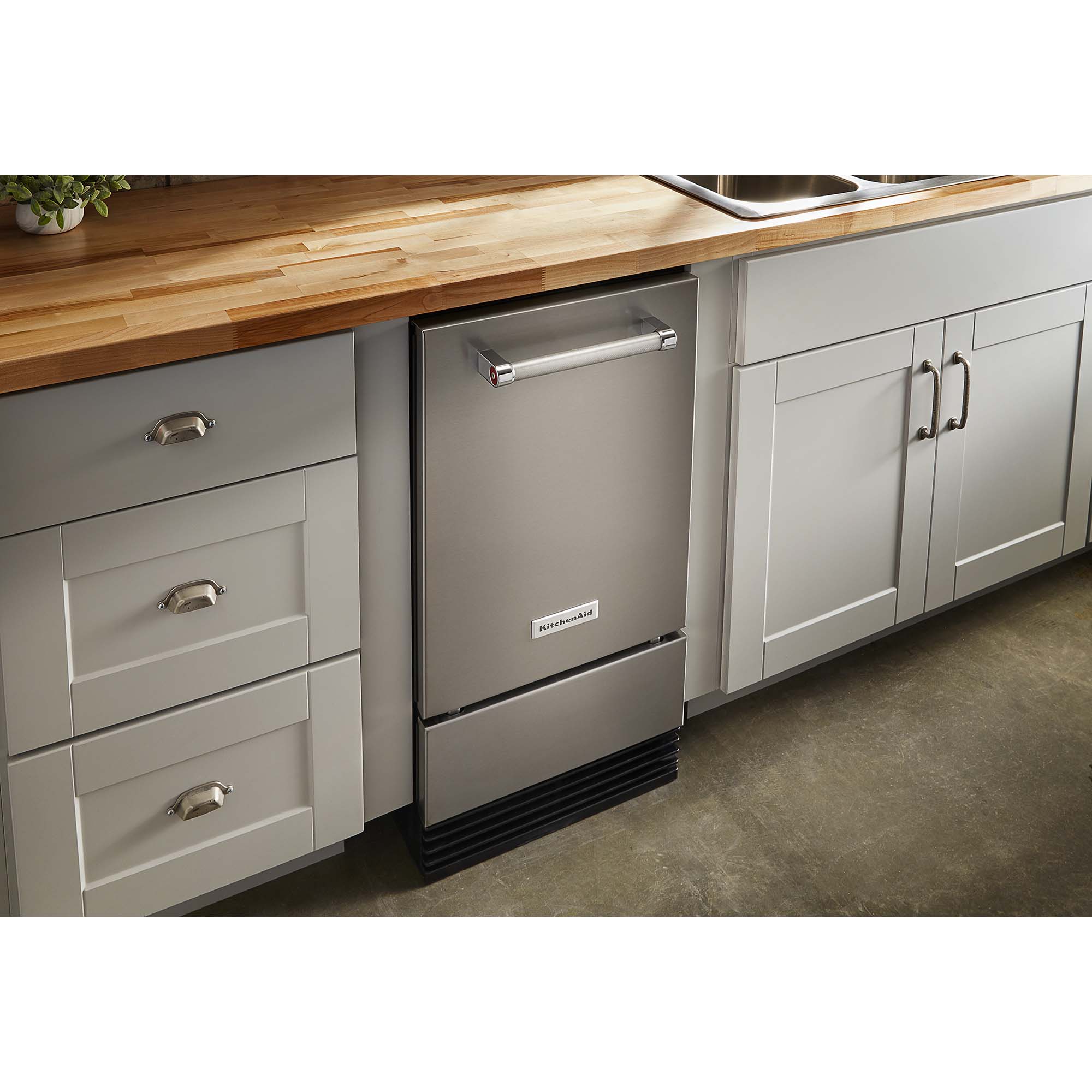 KitchenAid 18 in. Built-In Undercounter Ice Maker with 35 lb. Ice Storage, Auto-Defrost & Digital Control - Stainless Steel with PrintShield Finish, , hires