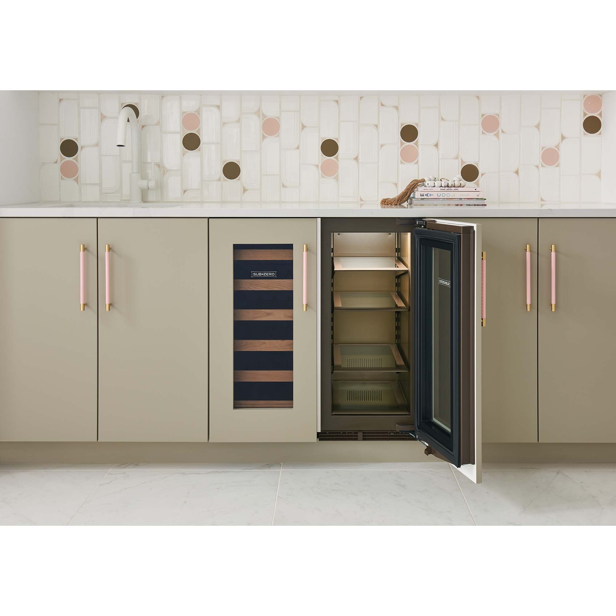 Sub-Zero Designer Series 15 in. Built-In 3.1 cu. ft. Smart Compact Beverage Center with Adjustable Shelves & Digital Control - Custom Panel Ready, , hires