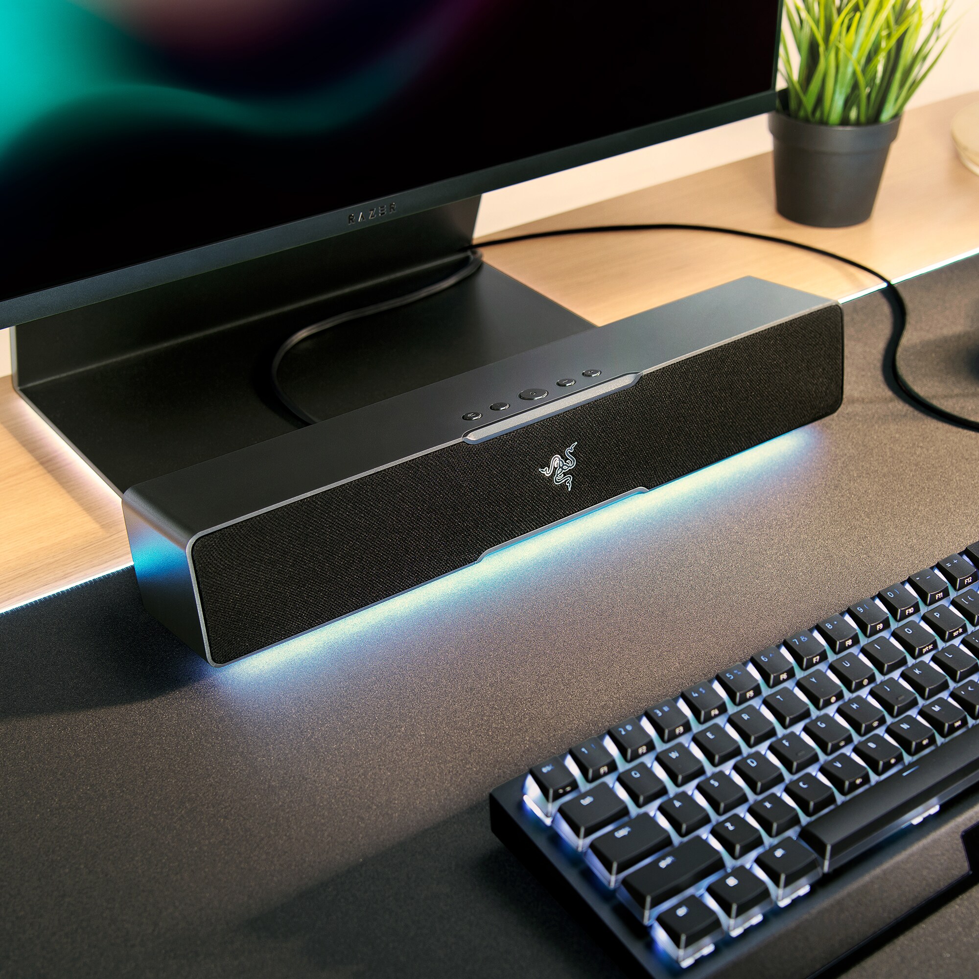 Razer Leviathan V2 X 2 Channel Sound Bar with Bluetooth - Black, , hires