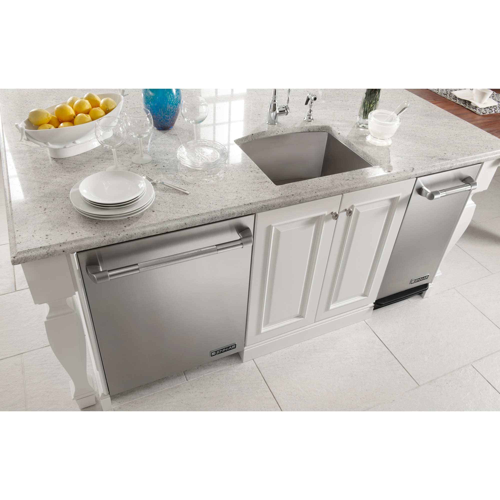 JennAir 15 in. 1.4 cu. ft. Trash Compactor - Custom Panel Ready, , hires