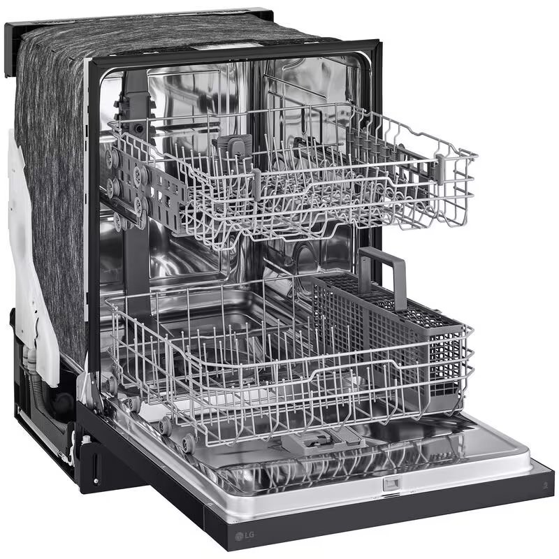 LG 24 in. Front Control Dishwasher with 52 dBa Sound Level, Dynamic Dry & Pocket - Black, Black, hires