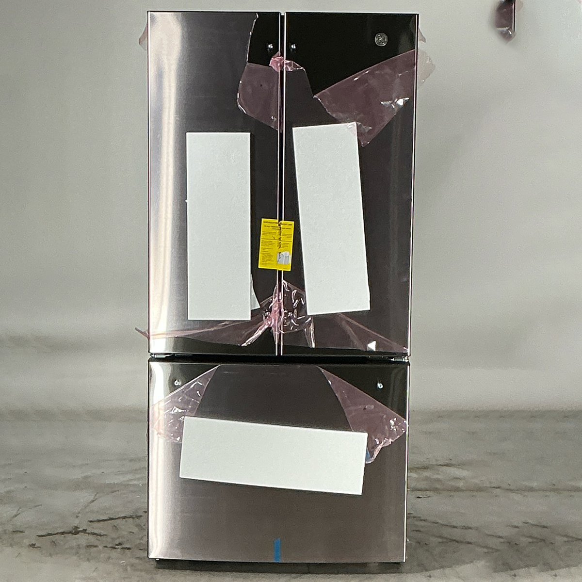 GE 33" 24.7 Cu. Ft. French Door Refrigerator with Water Dispenser with ...