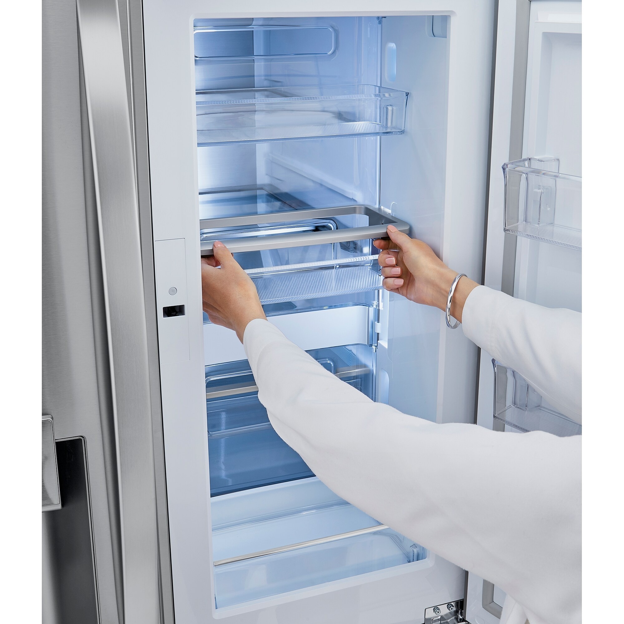 LG 36 in. 22.5 cu. ft. Smart Counter Depth 4-Door French Door Refrigerator with Ice & Water Dispenser - PrintProof Stainless Steel, PrintProof Stainless Steel, hires