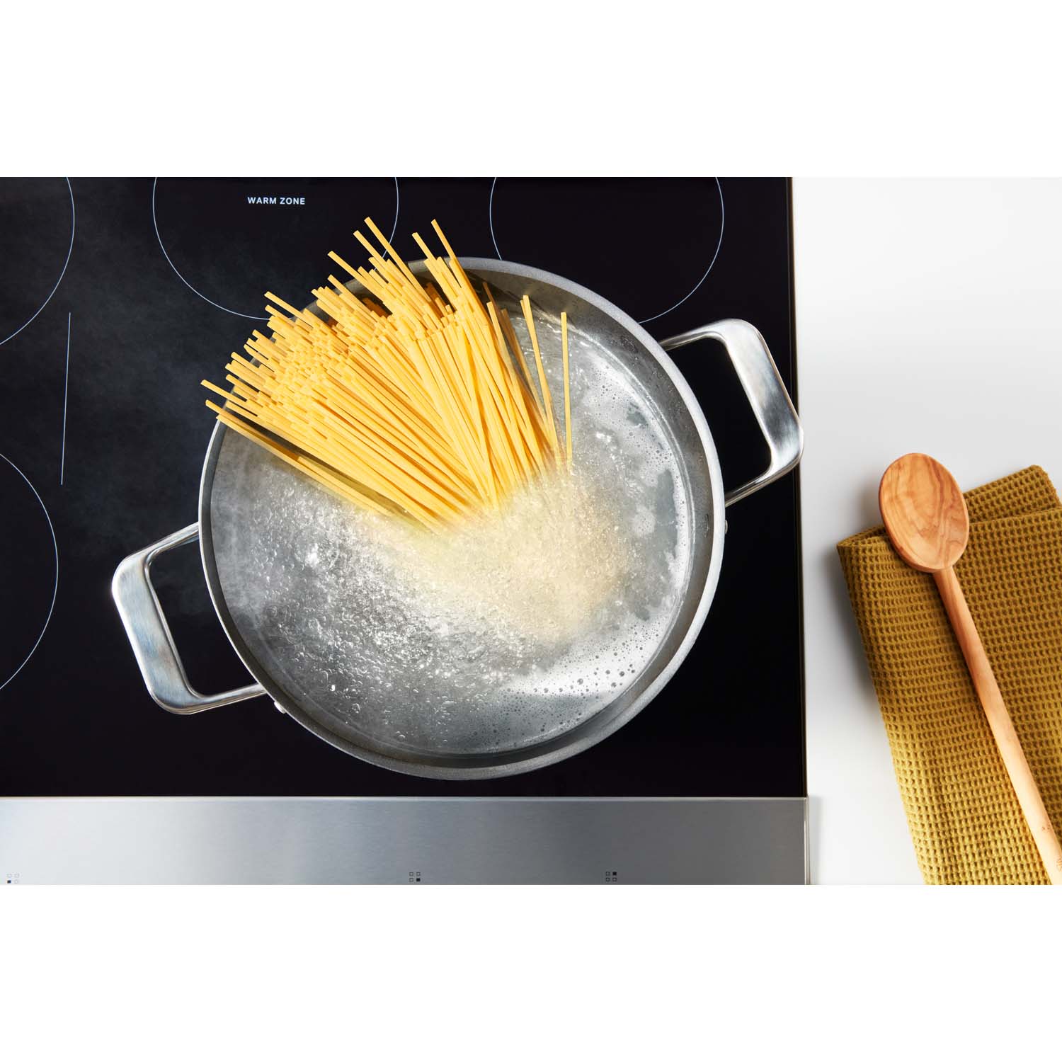 Whirlpool 30 in. 5.3 cu. ft. Smart Air Fry True European Convection Electric Range with Radiant Burners - Fingerprint Resistant Stainless, Fingerprint Resistant Stainless, hires