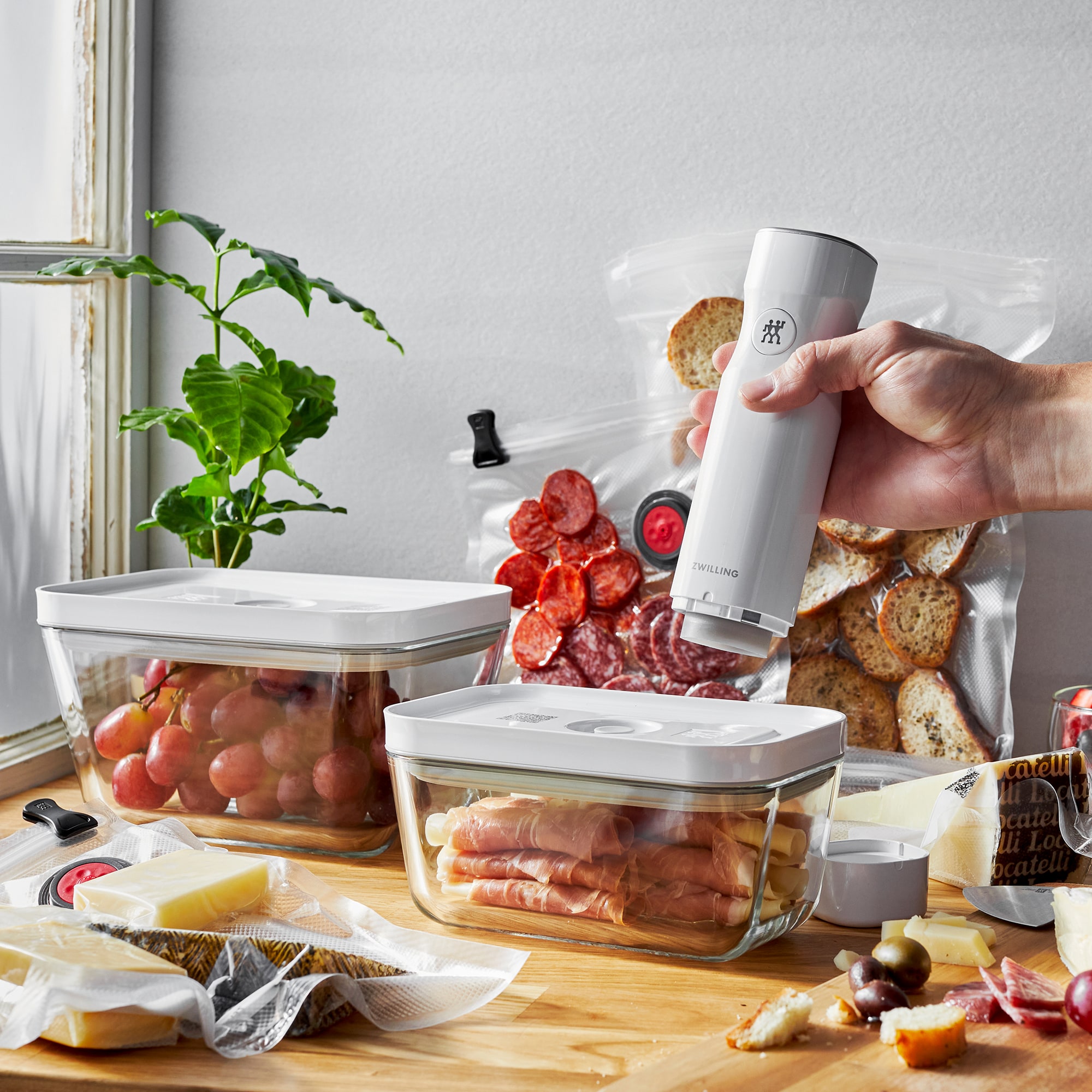 Zwilling Fresh & Save 7-pc Vacuum Sealer Starter Set, , hires