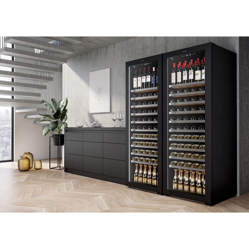 Vintec 24 in. FullSize BuiltIn or Freestanding Wine Cooler with 149