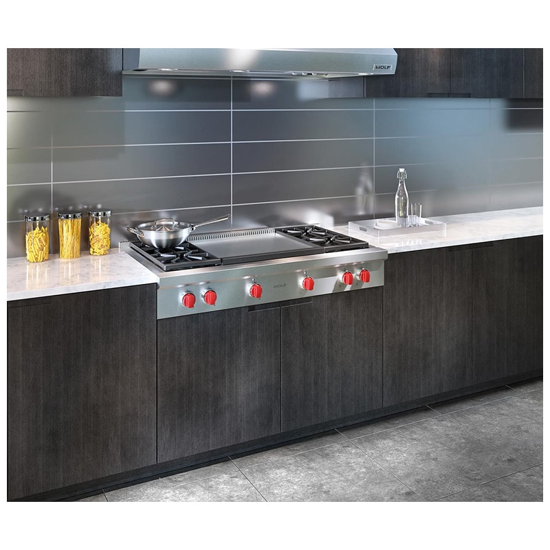 Wolf 48 in. 4-Burner LP Gas Rangetop with Griddle & Power Burner - Stainless Steel, , hires