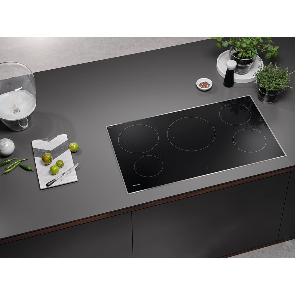 Miele 36 in. Induction Smart Cooktop with 5 Smoothtop Burners Black P.C. Richard & Son