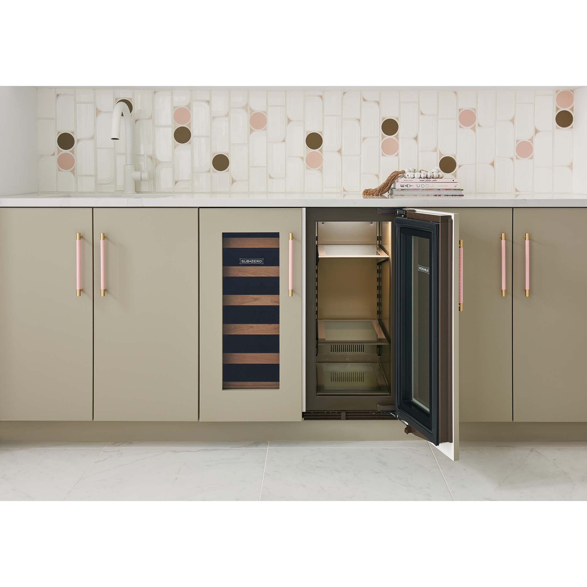 Sub-Zero Designer Series 15 in. Built-In 3.1 cu. ft. Smart Compact Beverage Center with Adjustable Shelves & Digital Control - Custom Panel Ready, , hires