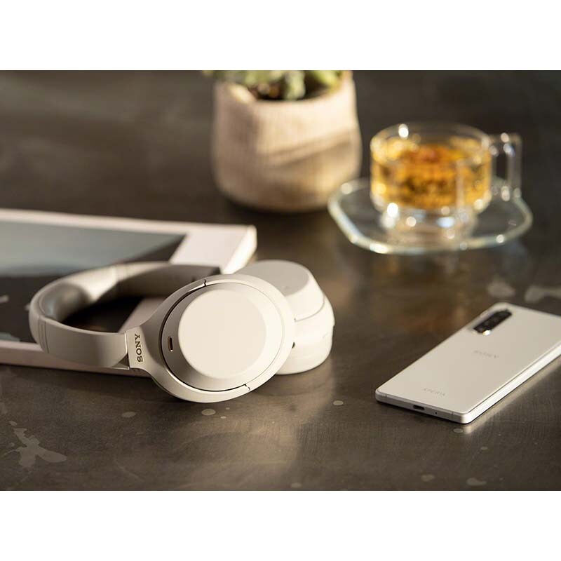 Sony - WH-1000XM4 Wireless Noise-Cancelling Over-the-Ear Headphones - Silver, , hires