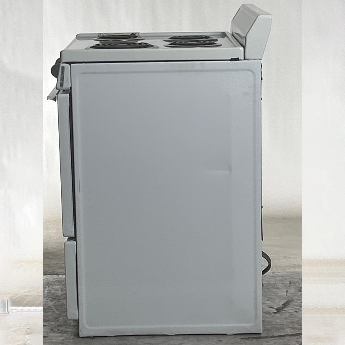 Premier 30 in. 3.9 cu. ft. Electric Range with Coil Burners - White (Open Box Good Condition), , hires