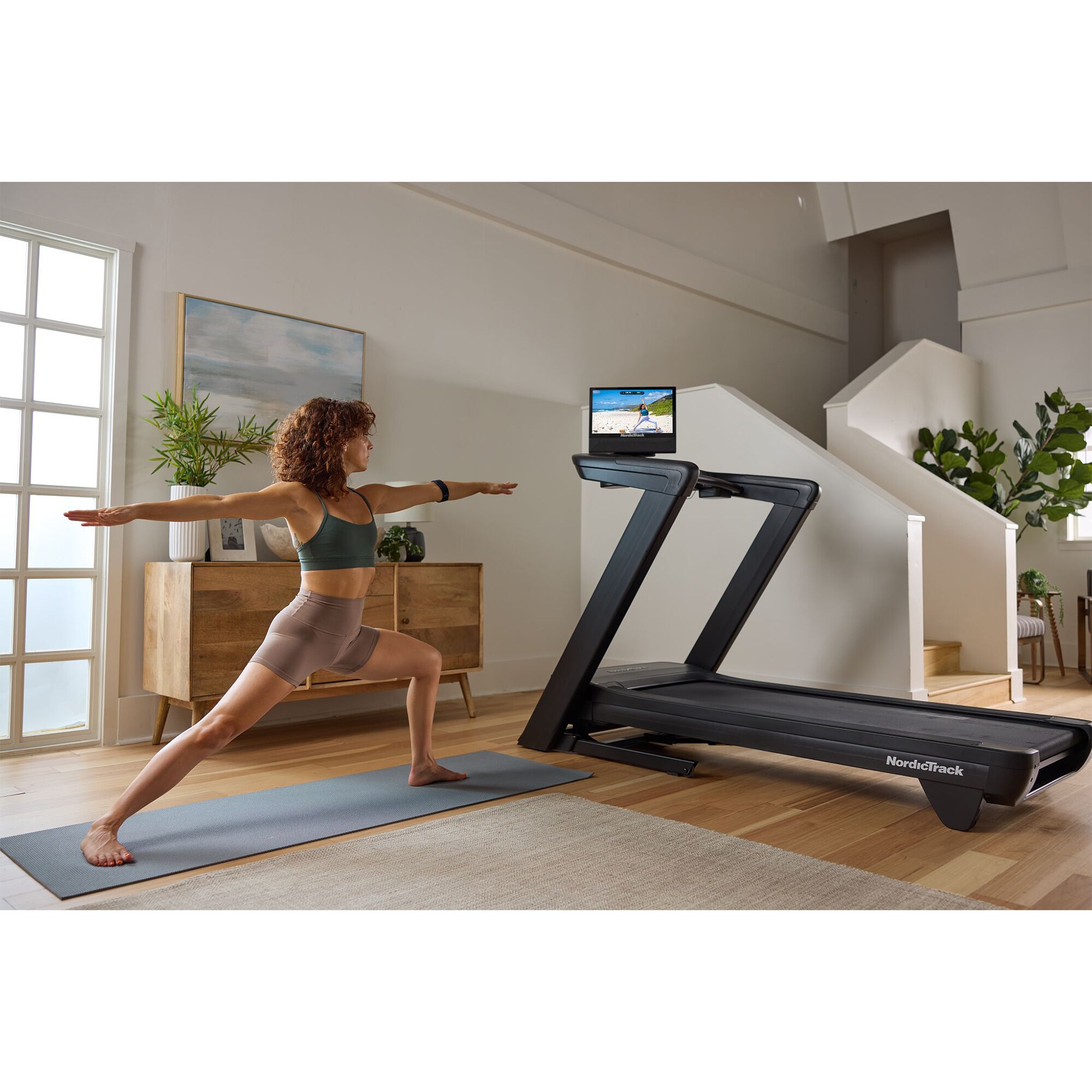 Nordictrack Commercial 1750 Treadmill, , hires