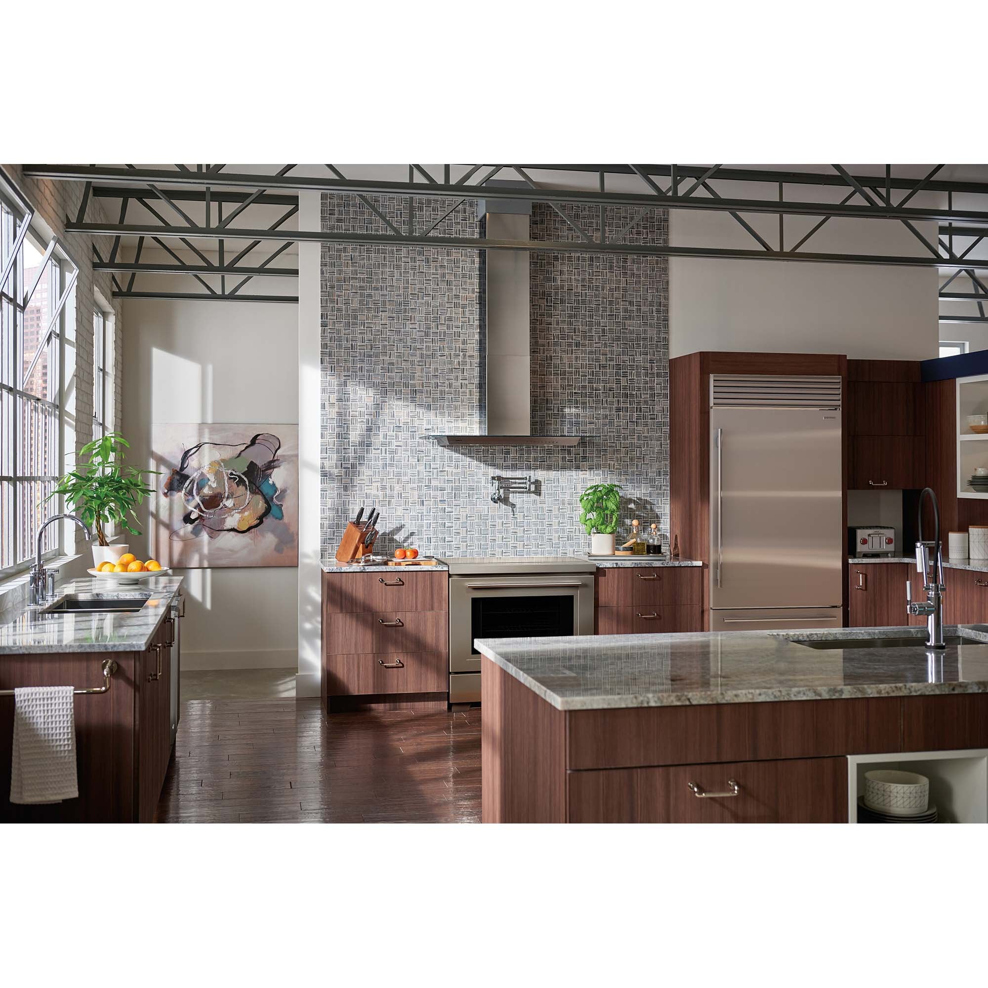 Sub-Zero Classic Series 36 in. Built-In 20.7 cu. ft. Left-Hinged Smart Bottom Freezer Refrigerator with Professional Handles & Internal Water Dispenser- Stainless Steel, , hires