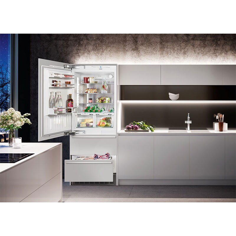 Liebherr 30 in. BuiltIn 14.1 cu. ft. Counter Depth Bottom Freezer