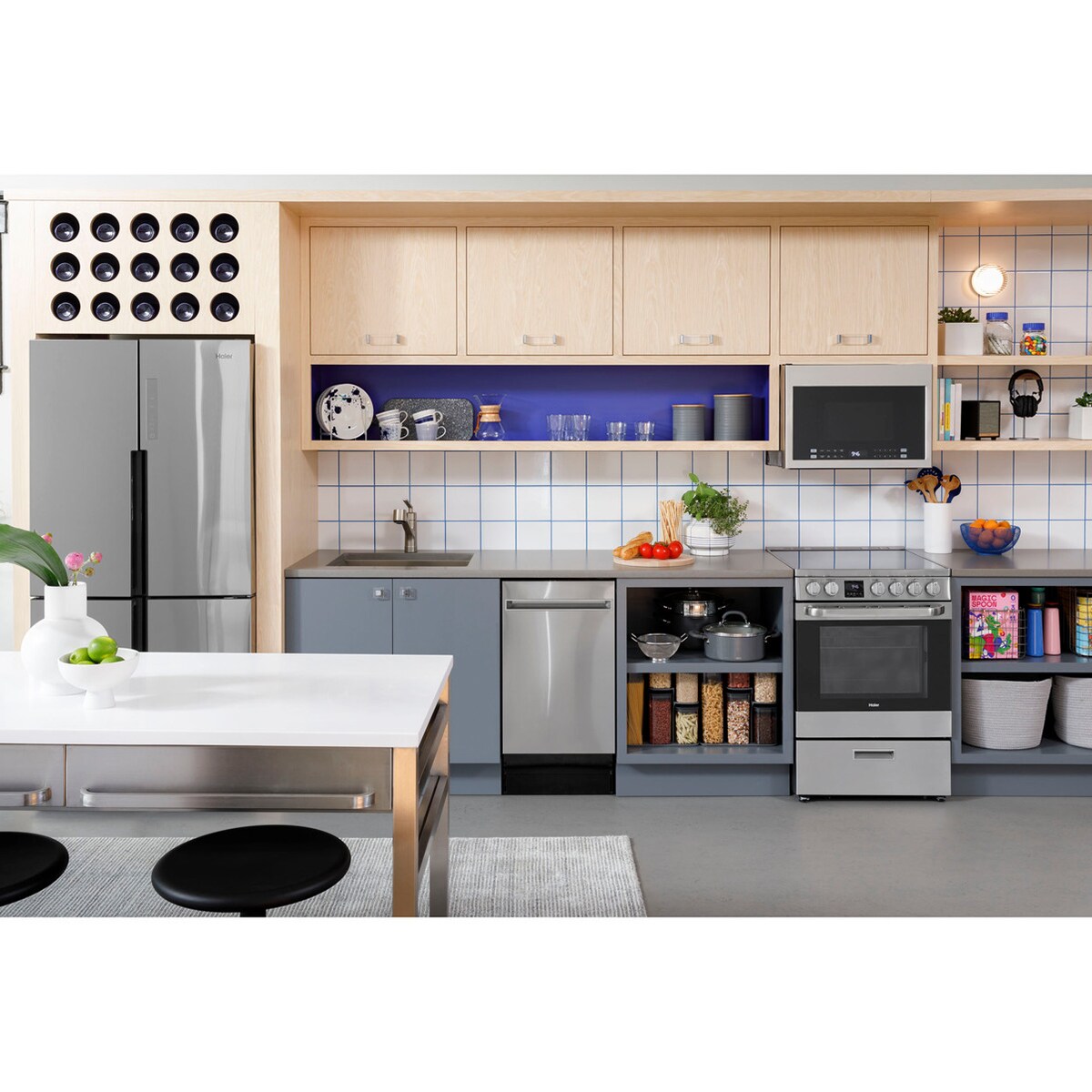 Haier 24 in. 1.4 cu. ft. 1000W Over-the-Range Microwave with 300 CFM & Sensor Cooking - Stainless Steel, , hires