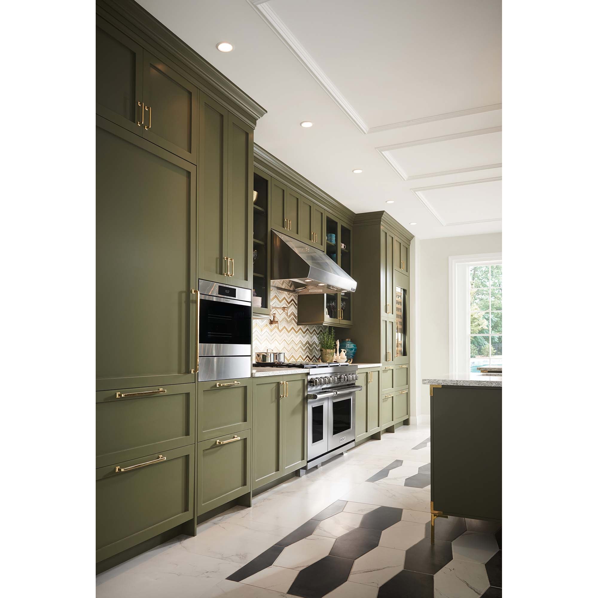 Sub-Zero Designer Series 30 in. Built-In 15.6 cu. ft. Left- Hinged Smart Counter Depth Bottom Freezer Refrigerator with Internal Filtered Water Dispenser - Custom Panel Ready, , hires