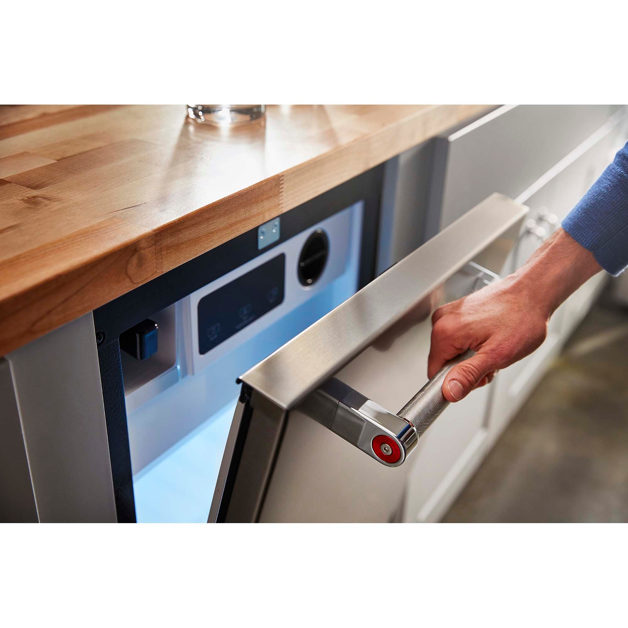 KitchenAid 18 in. Built-In Undercounter Ice Maker with 35 lb. Ice Storage, Auto-Defrost & Digital Control - Stainless Steel with PrintShield Finish, , hires