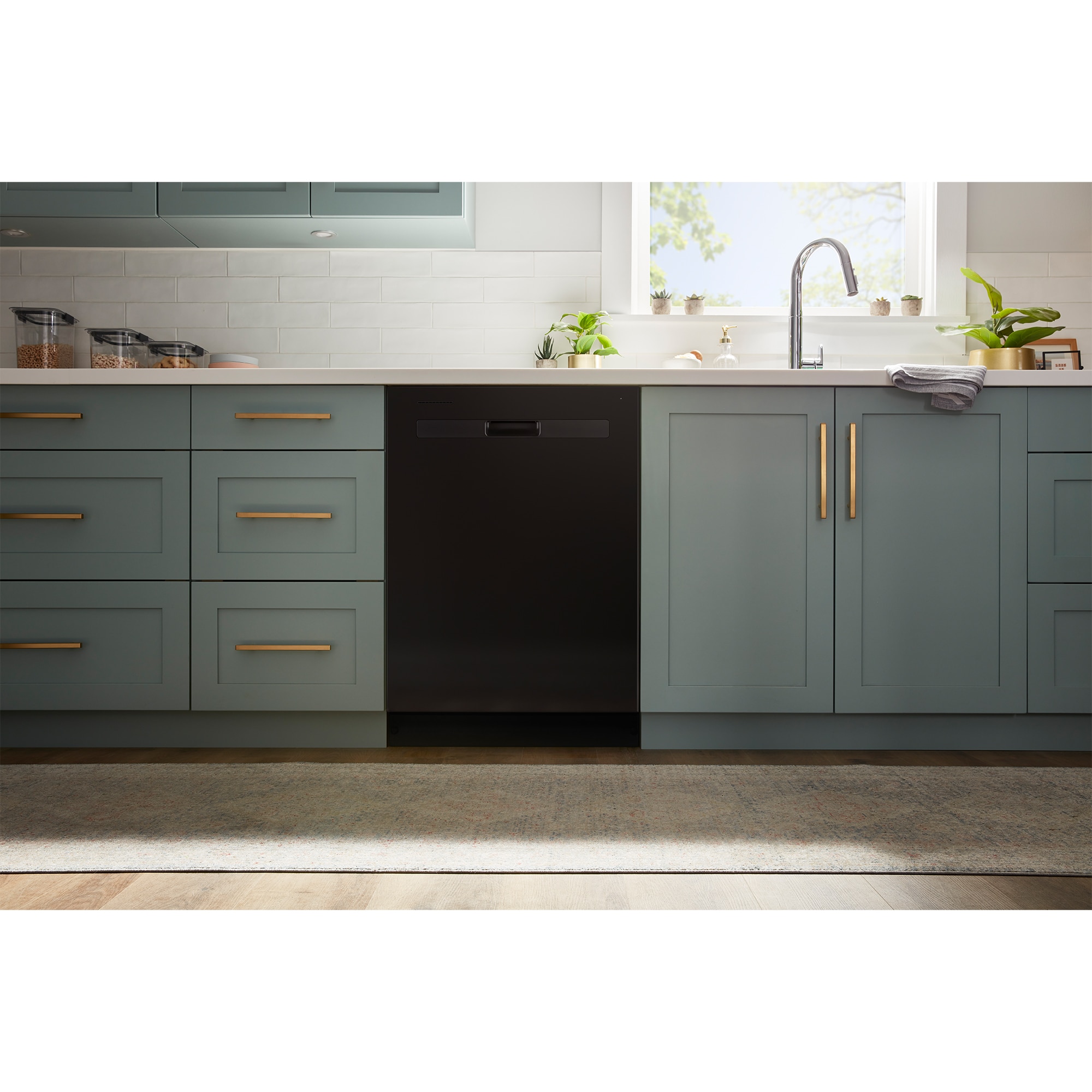 Whirlpool 24 in. Top Control Dishwasher with 55 dBa Sound Level & Pocket - Black, Black, hires