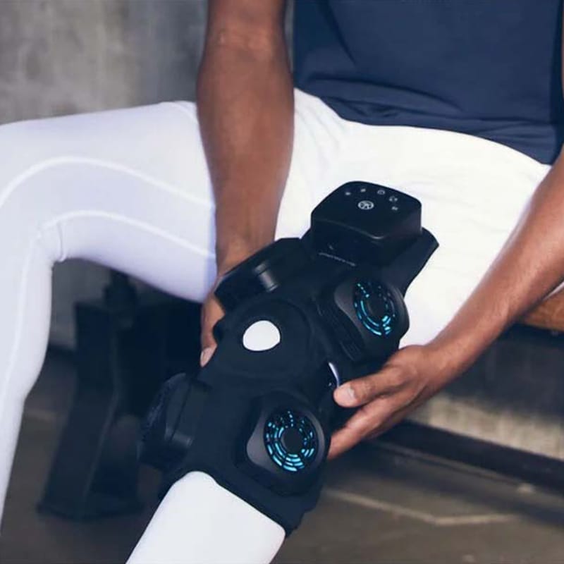 Therabody RecoveryTherm Knee Hot & Cold Wrap - Black, , hires