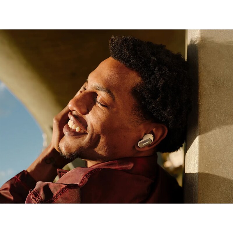 Bose QuietComfort Ultra Earbuds (2nd Gen) - wireless noise cancelling earbuds in White Smoke, , hires