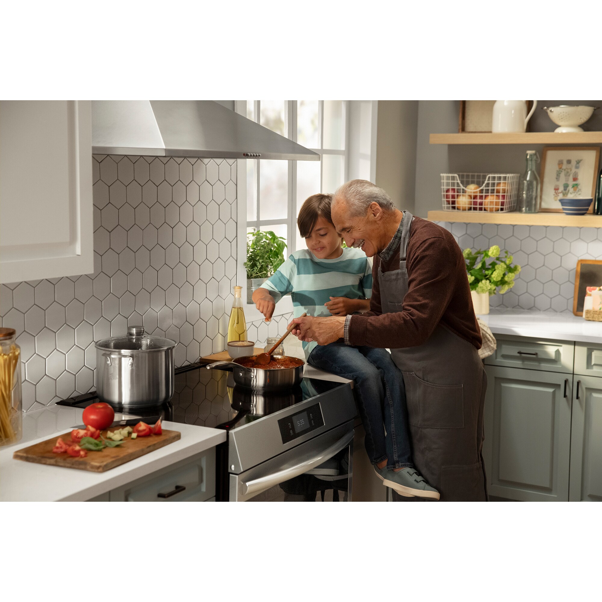 Frigidaire Gallery 30 in. 6.2 cu. ft. Air-Fry True European Convection Steam Oven Electric Range with Stone-Baked Pizza, 5 Induction Burners - Stainless Steel, , hires