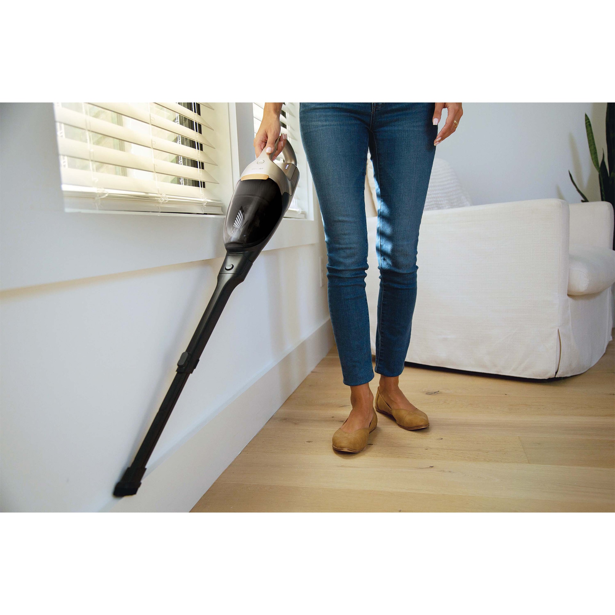 Electrolux WellQ7 Cordless Light-Weight 2-in-1 Handheld/Stick Vacuum with 3 Additional Tools, , hires