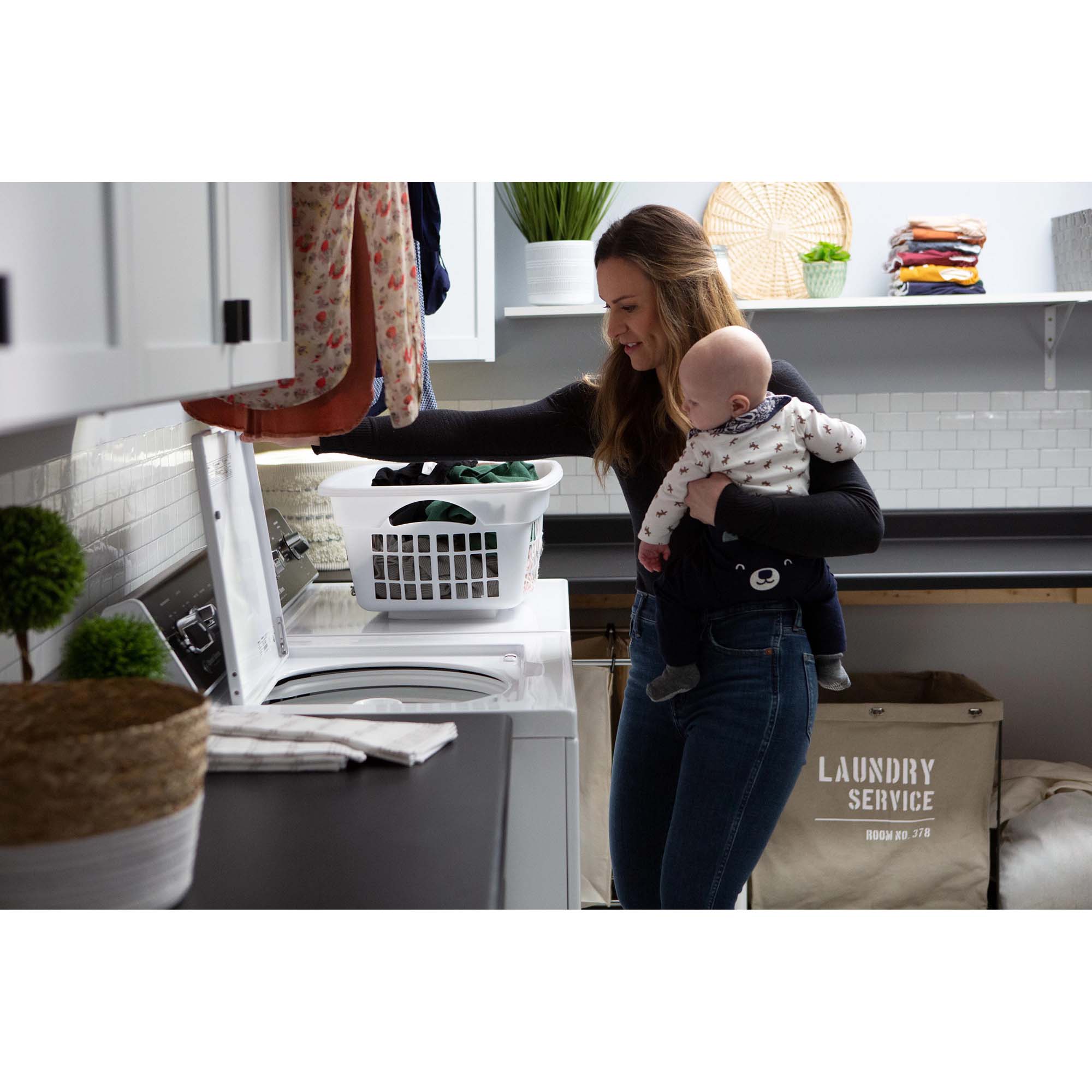 Speed Queen TR5 26 in. 3.2 cu. ft. Top Load Washer with Agitator