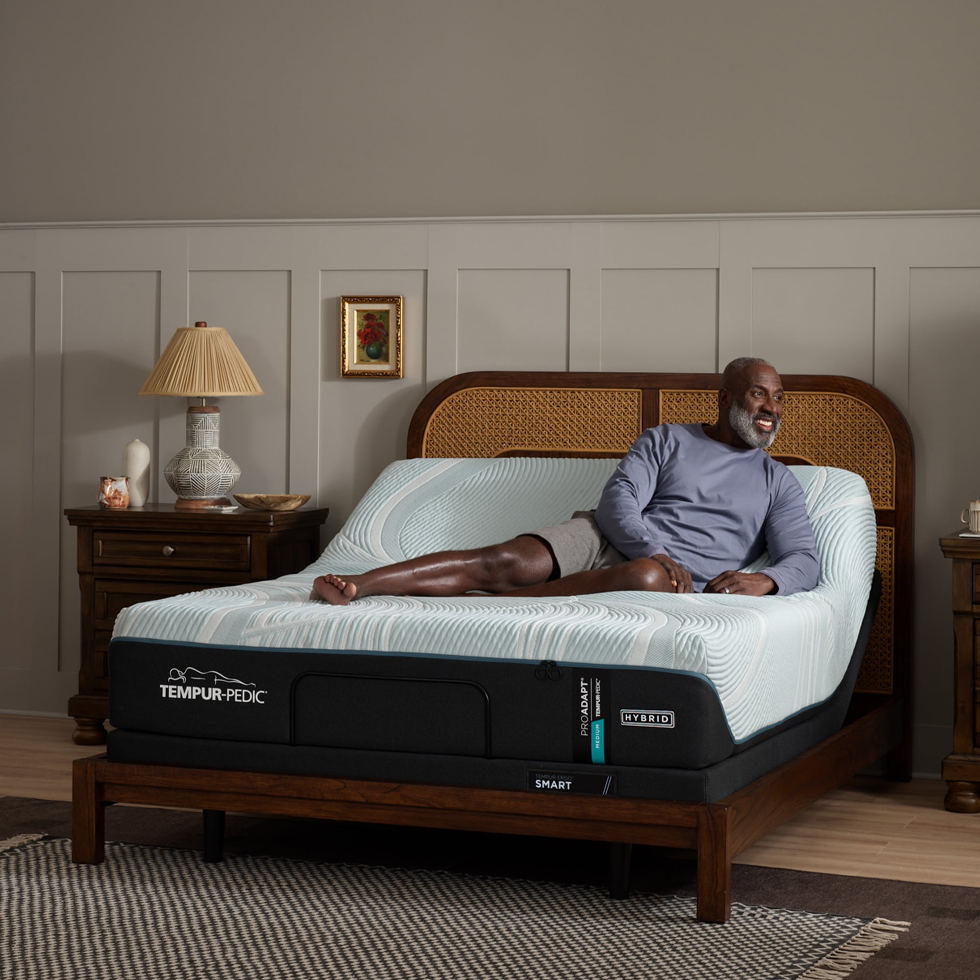 Tempur-Pedic ProAdapt 2.0 Medium Hybrid Queen Size Mattress, , hires