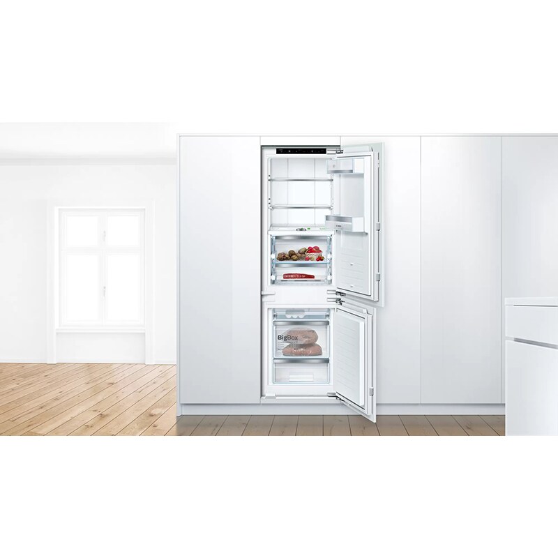 Bosch 800 Series 24 in. BuiltIn 8.3 cu. ft. Smart Bottom Freezer