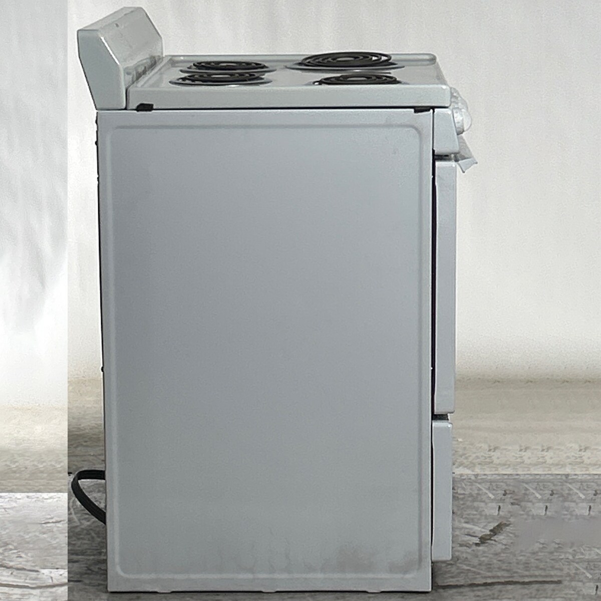 Premier 30 in. 3.9 cu. ft. Electric Range with Coil Burners - White (Open Box Good Condition), , hires