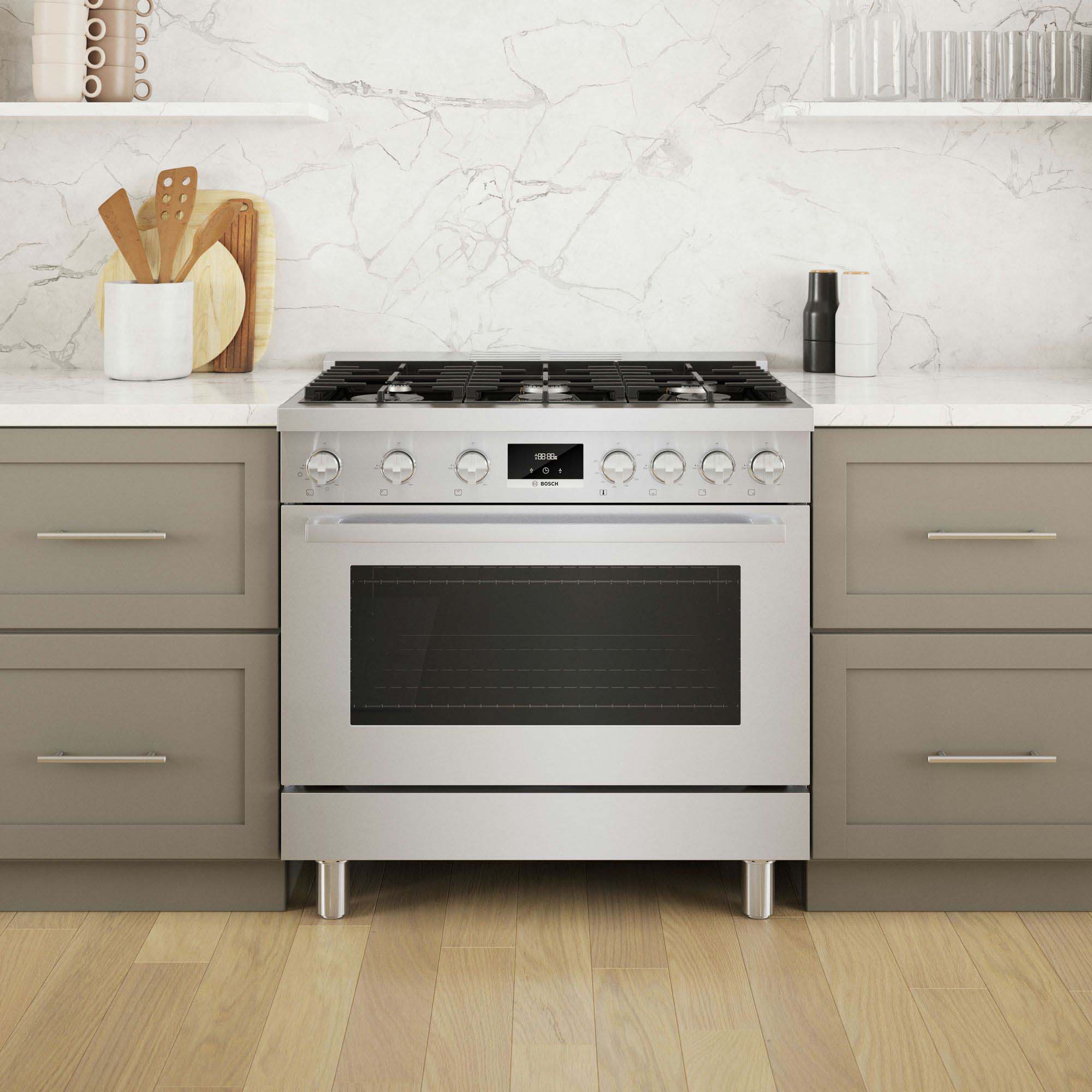 Bosch 800 Series 36 in. 3.5 cu. ft. Convection Oven Freestanding Gas