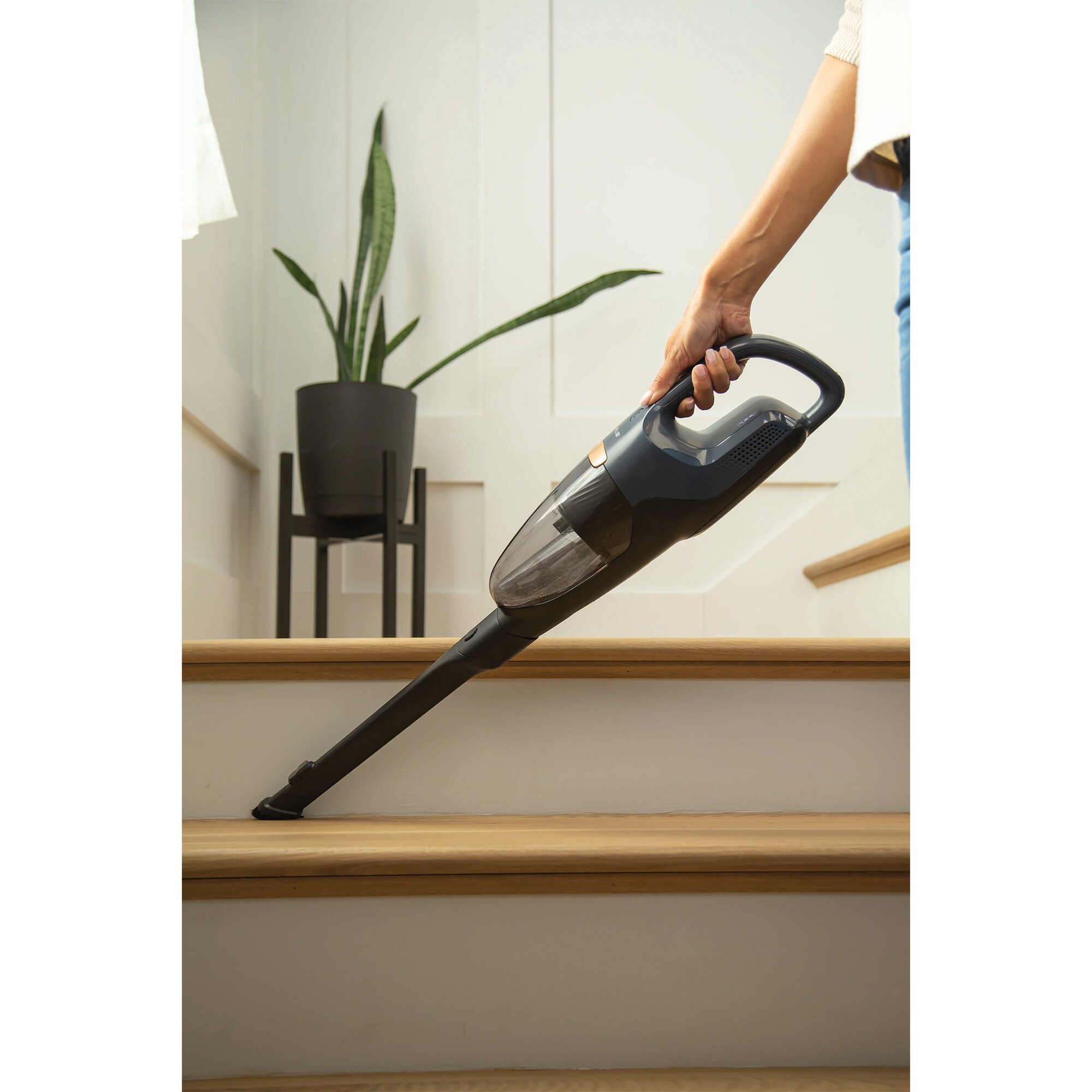 Electrolux WellQ7 Cordless Light-Weight 2-in-1 Handheld/Stick Vacuum with 2 Additional Tools, , hires
