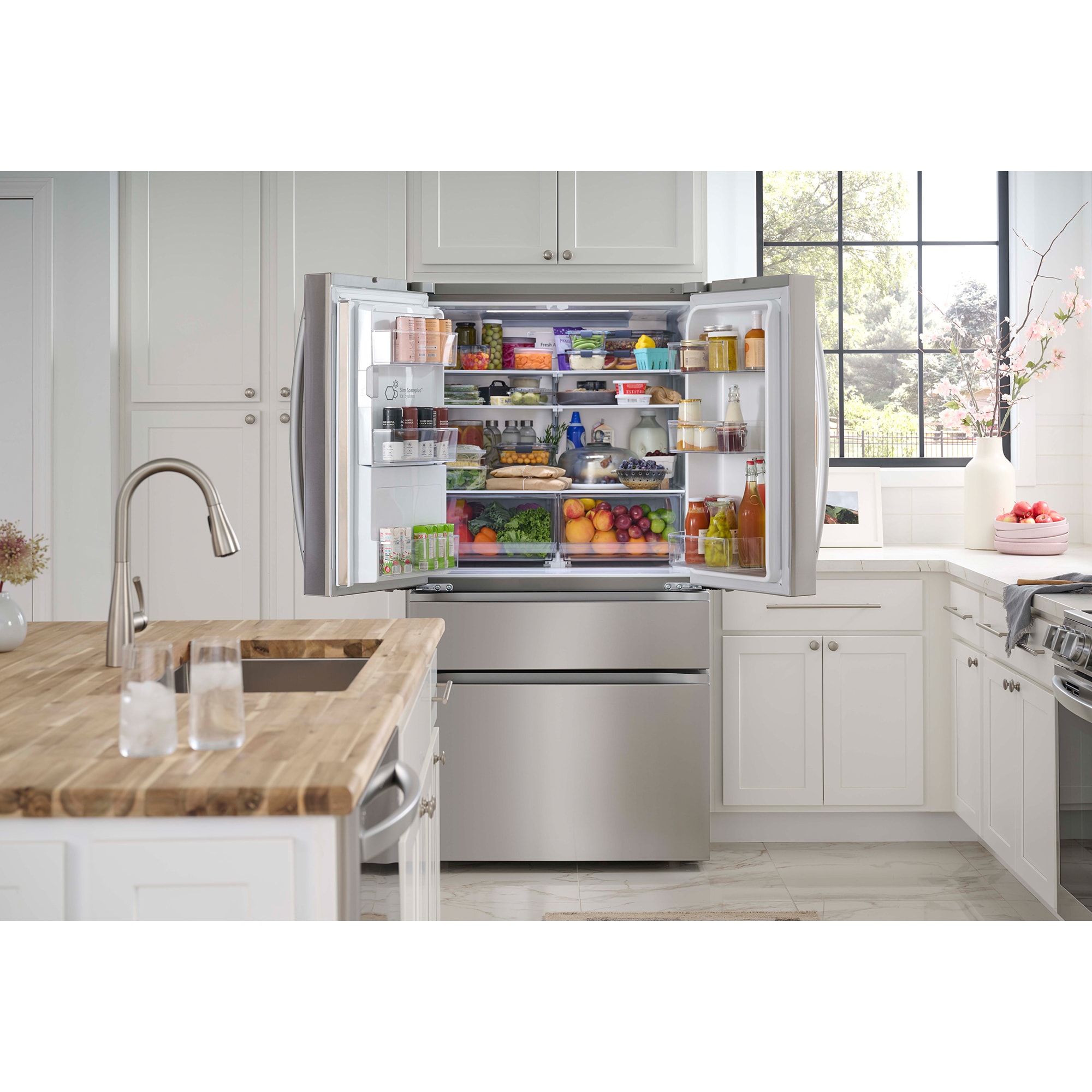 LG 36 in. 24.5 cu. ft. Smart Counter Depth 4-Door French Door Refrigerator with Ice & Water Dispenser - PrintProof Stainless Steel, , hires