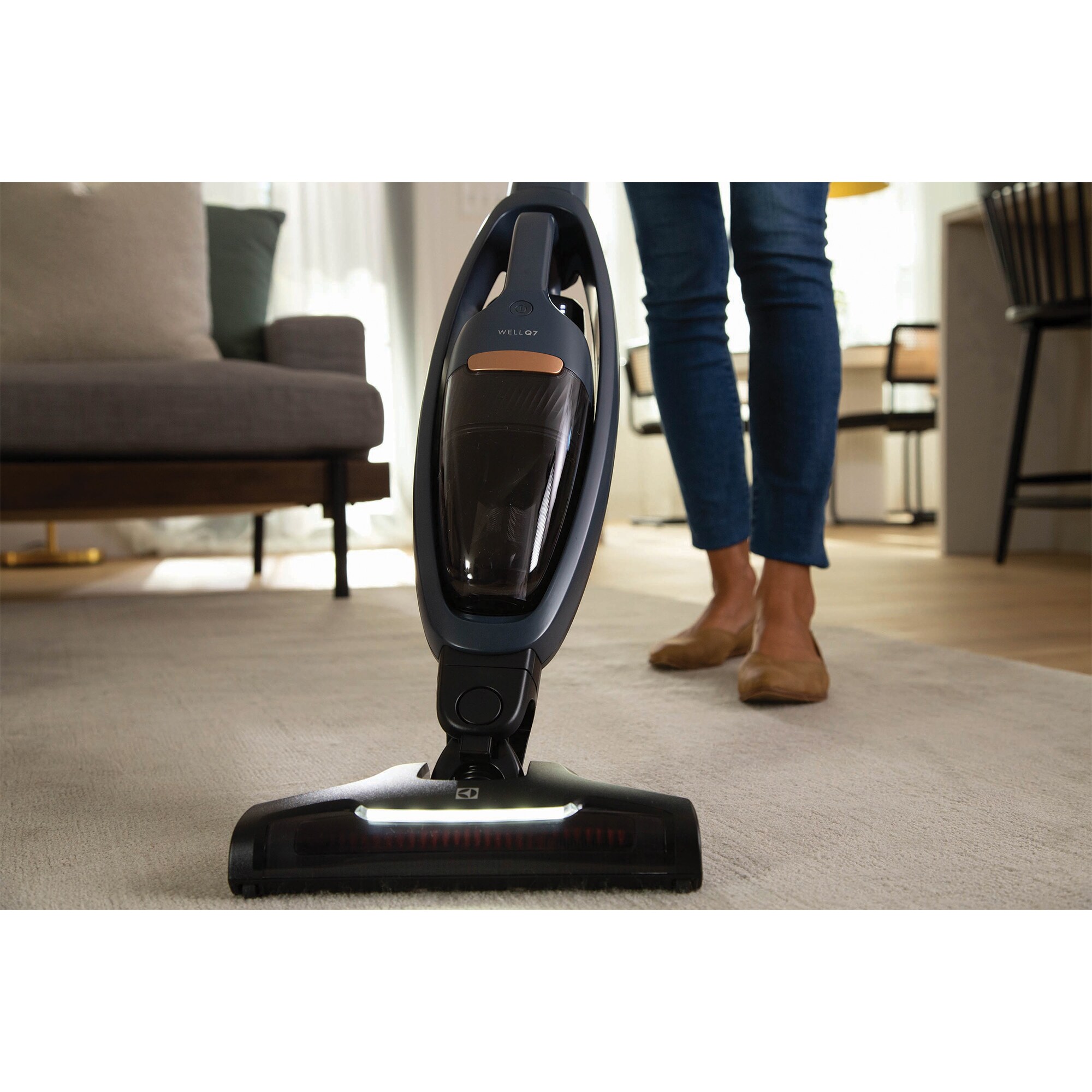 Electrolux WellQ7 Cordless Light-Weight 2-in-1 Handheld/Stick Vacuum with 2 Additional Tools, , hires