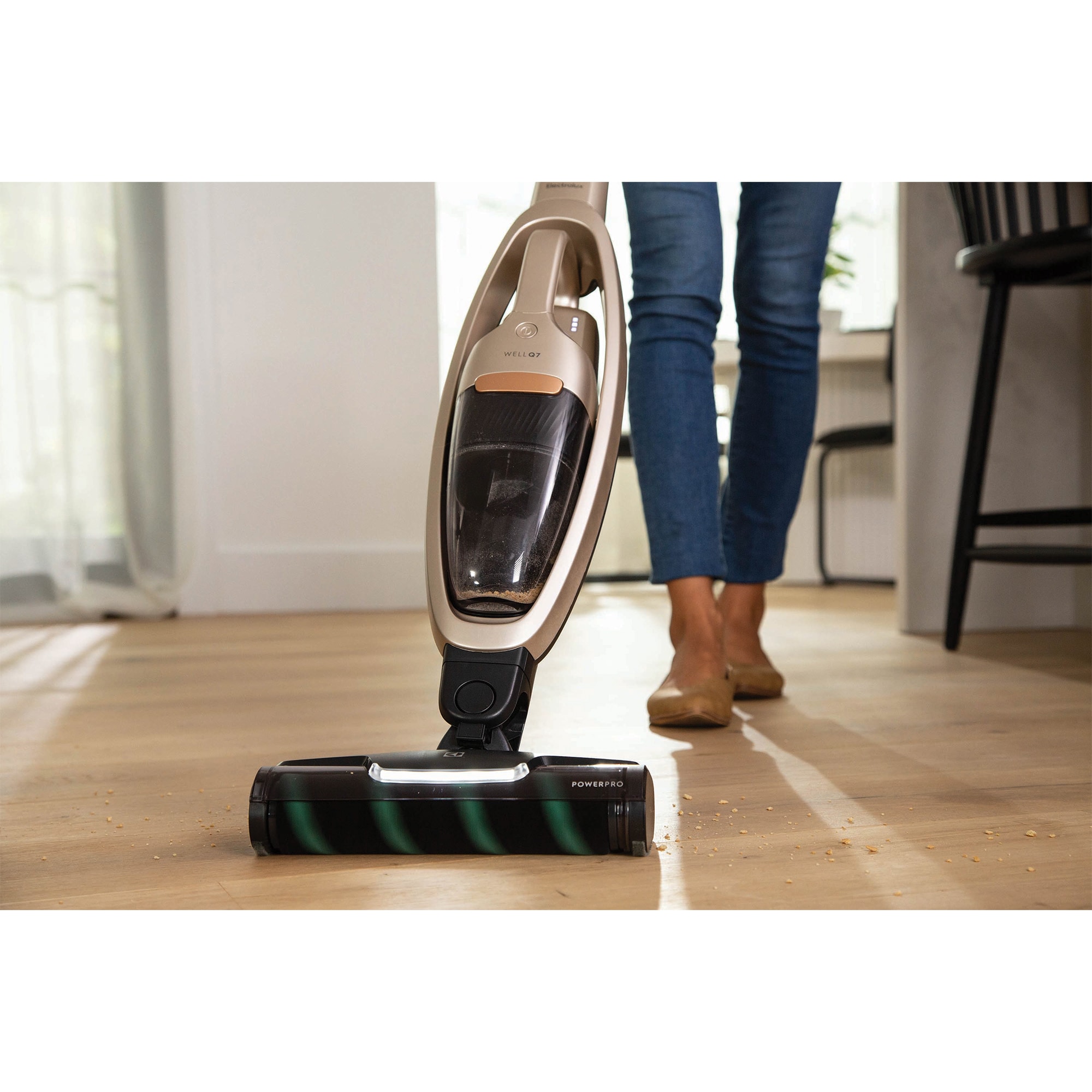 Electrolux WellQ7 Cordless Light-Weight 2-in-1 Handheld/Stick Vacuum with 3 Additional Tools, , hires